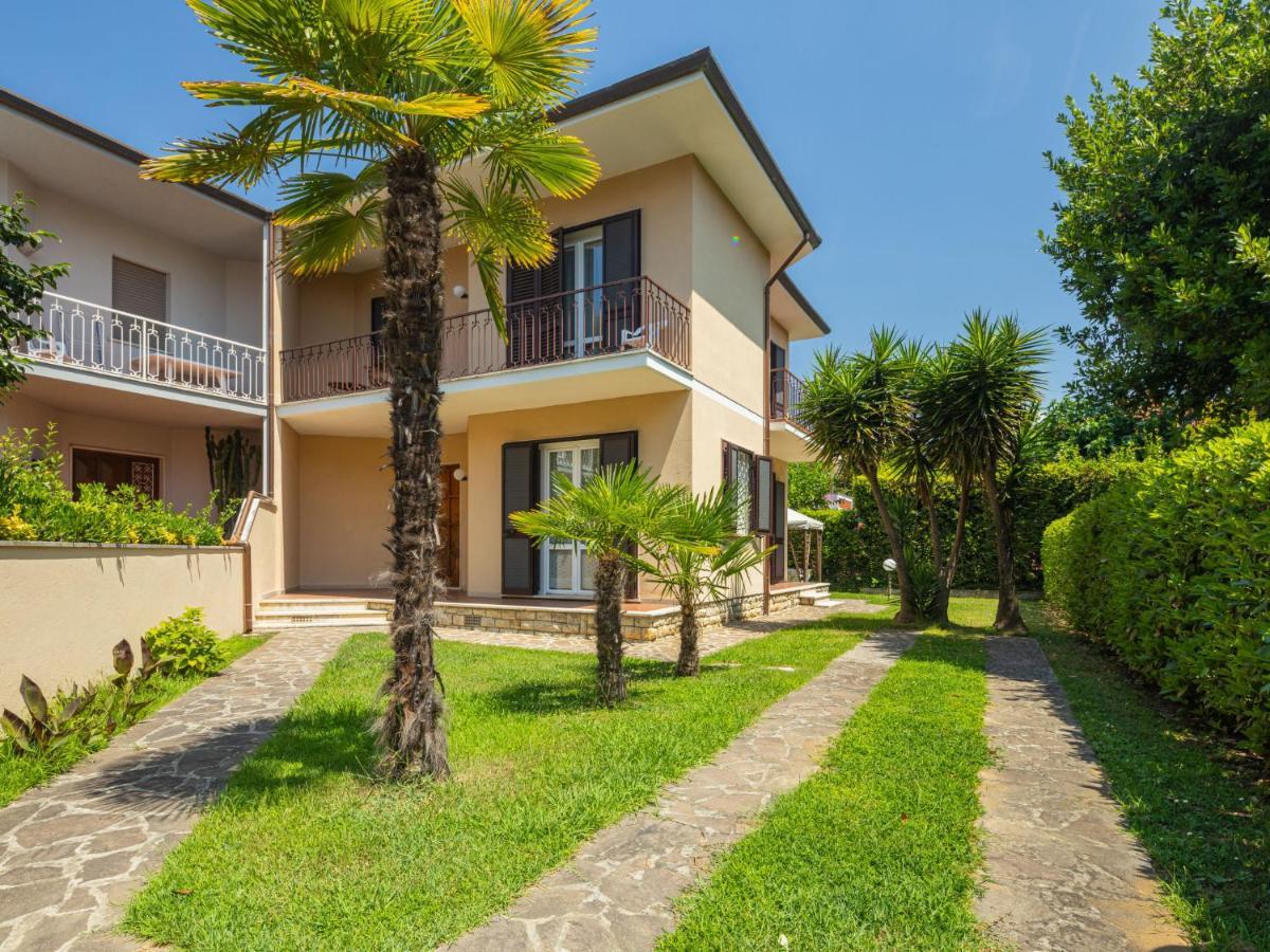 Holiday Home Antonia By Interhome Marina di Pietrasanta Exterior photo